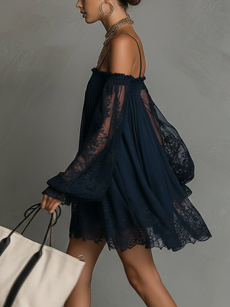 ROBE COURTE NAOMI À MANCHES TRANSPARENTES