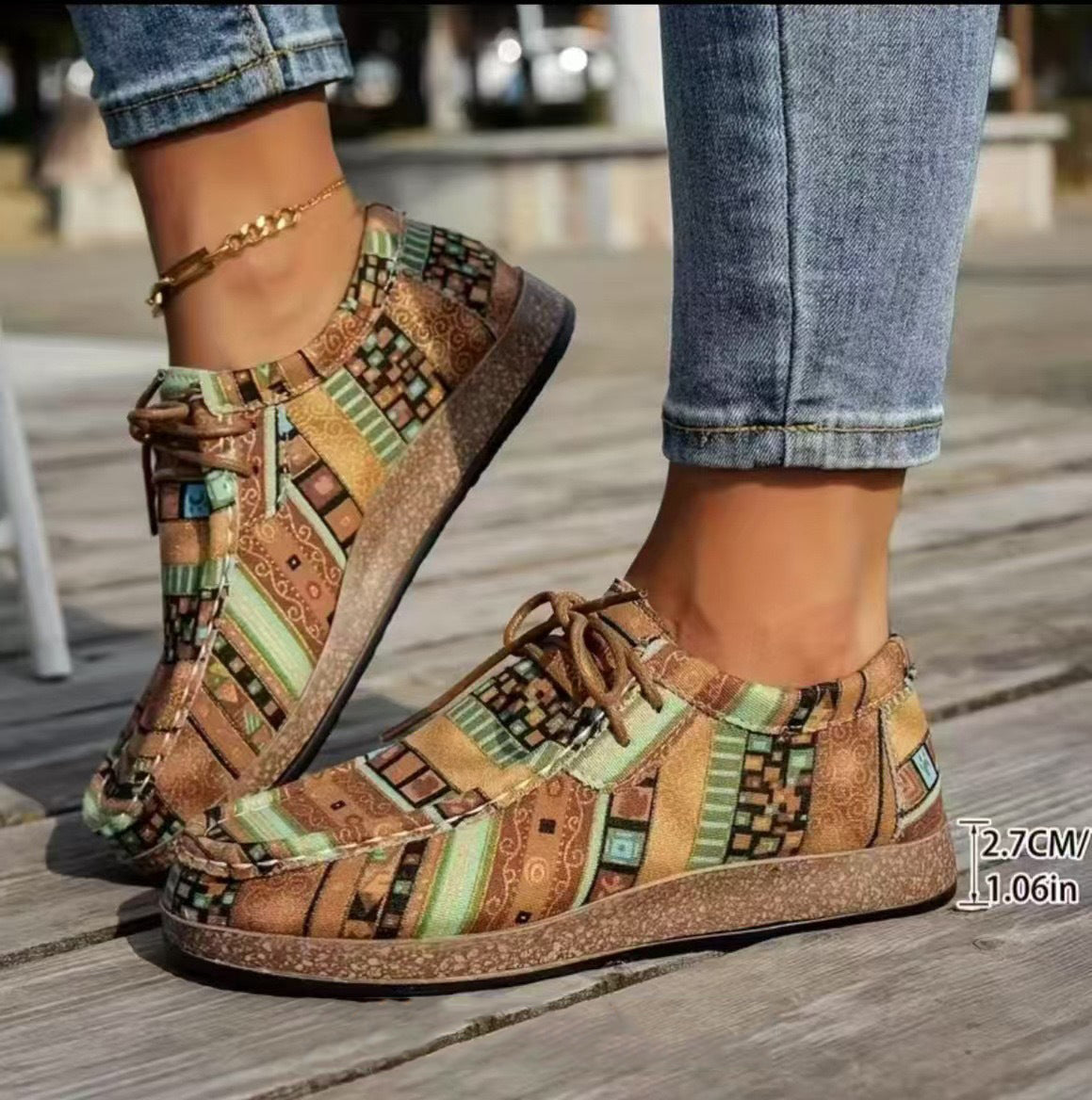 CHAUSSURES RÉTRO COLORÉES